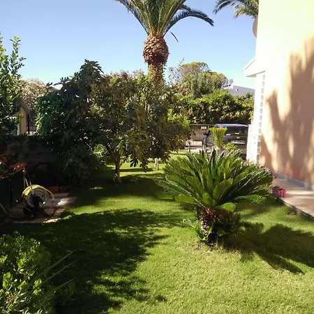Villa Casa Le Tre Palme *